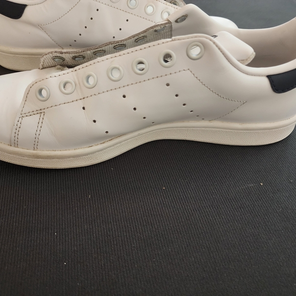 Adidas Stan Smith White Sneakers Women’s Casual Tennis Shoes Size M9 E18 main image 7